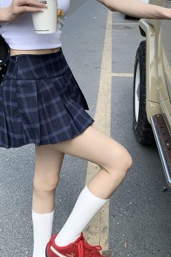 Plus Size Vintage Blue Plaid Pleated Skirt for Women - High Waist Slimming A-Line Design, Short Skirt for Curvy Girls