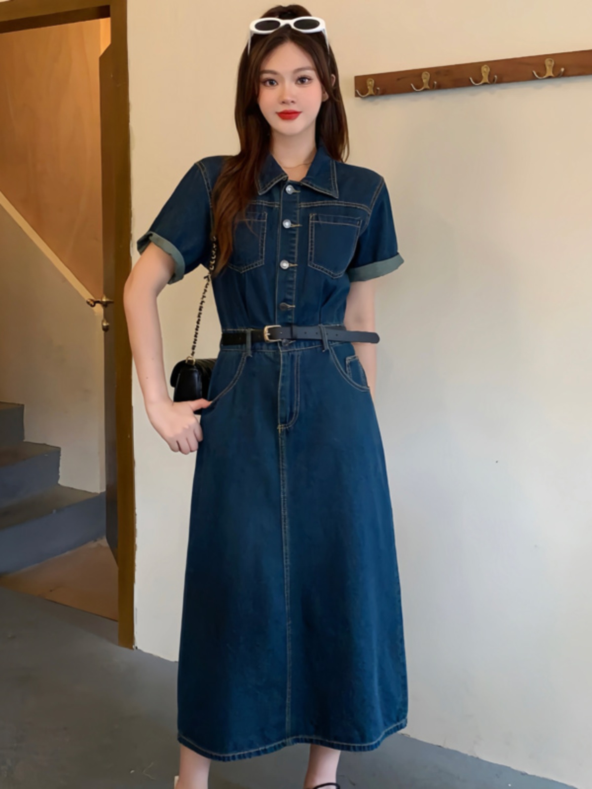 Plus-Size Vintage Denim Dress for Women, Summer A-Line Skirt, Flattering Fit, Chic Hong Kong Style, Perfect for Curvy Figures Plus-Size Vintage Denim Dress for Women, Summer A-Line Skirt, Flattering Fit, Chic Hong Kong Style, Perfect for Curvy Figures