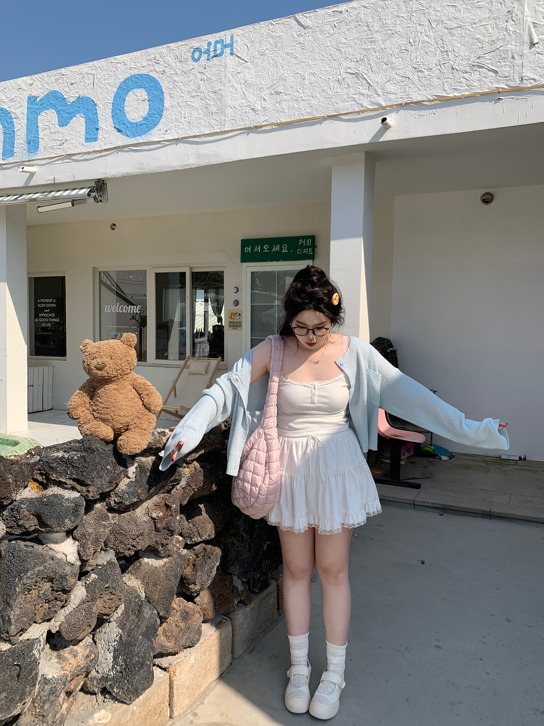 Plus-Size White Ballet-Style Cake Skirt with Sweetheart Doll Design, Flattering Puffy Cut for a Chic Look Plus-Size White Ballet-Style Cake Skirt with Sweetheart Doll Design, Flattering Puffy Cut for a Chic Look