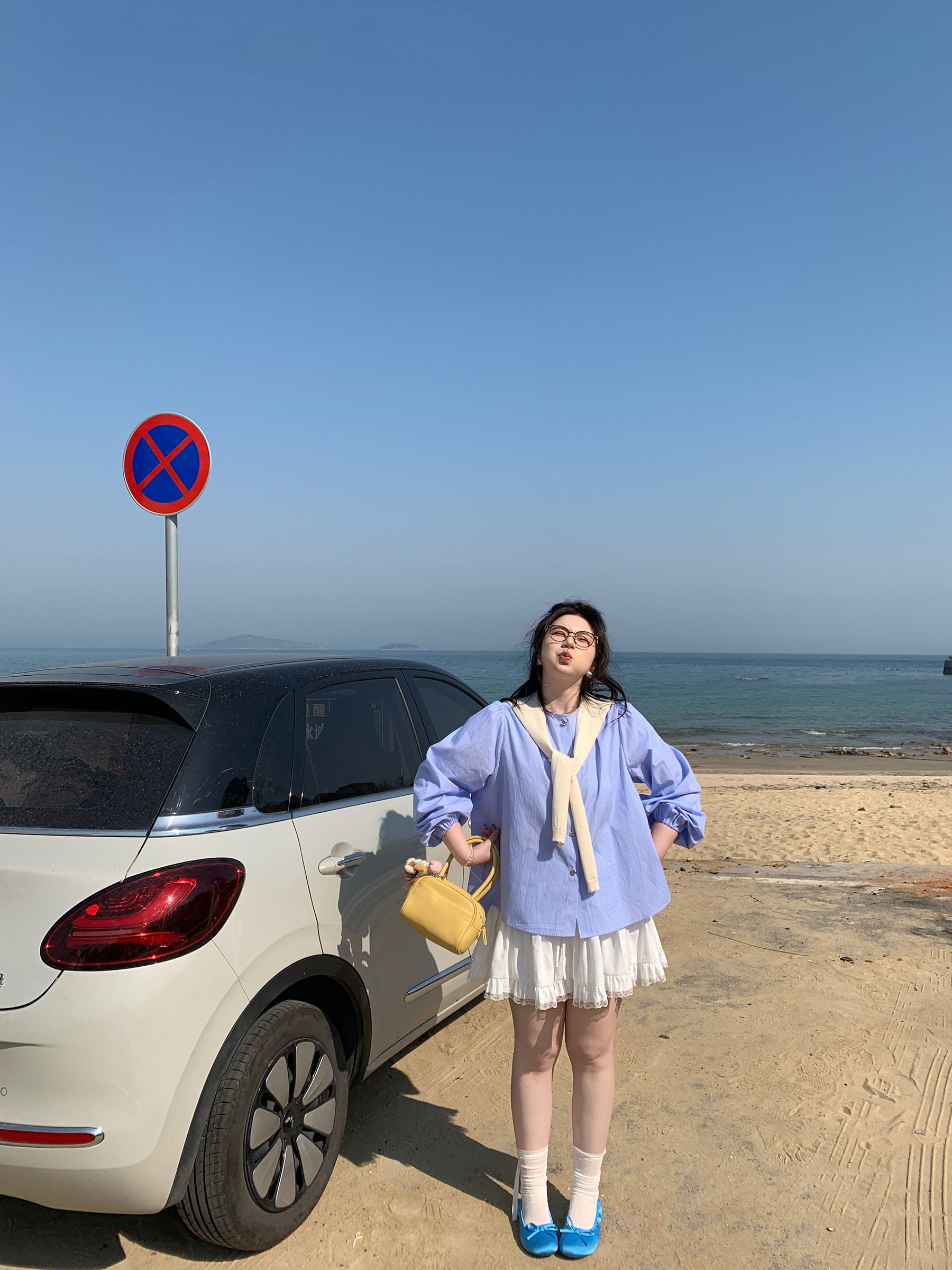 Plus-Size White Ballet-Style Cake Skirt with Sweetheart Doll Design, Flattering Puffy Cut for a Chic Look Plus-Size White Ballet-Style Cake Skirt with Sweetheart Doll Design, Flattering Puffy Cut for a Chic Look