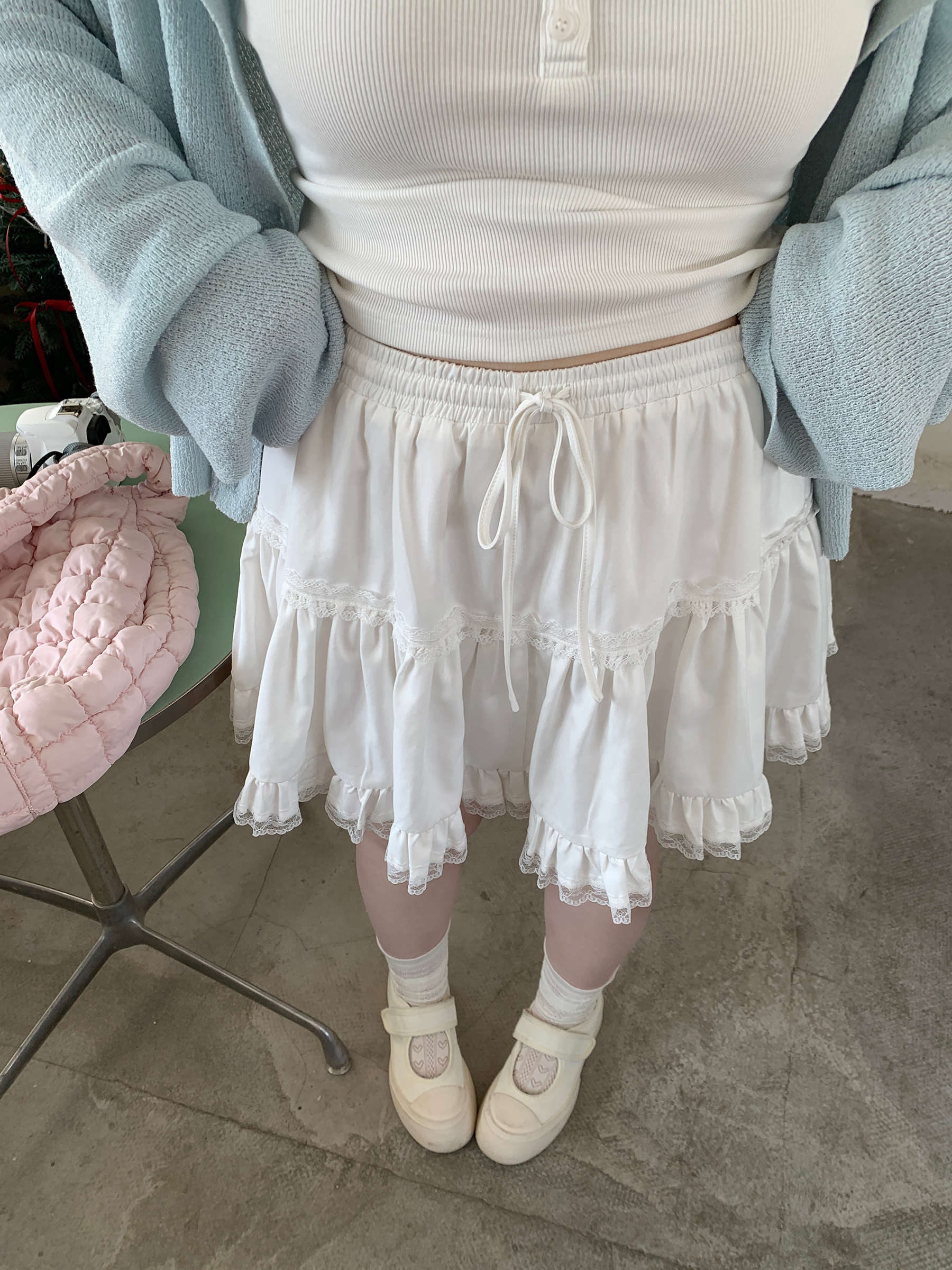 Plus-Size White Ballet-Style Cake Skirt with Sweetheart Doll Design, Flattering Puffy Cut for a Chic Look Plus-Size White Ballet-Style Cake Skirt with Sweetheart Doll Design, Flattering Puffy Cut for a Chic Look