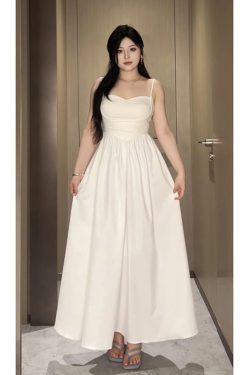 Plus-Size White Camisole Dress for Curvy Figures - French Style, Waist-Cinching, Flattering Sleeveless Summer Dress