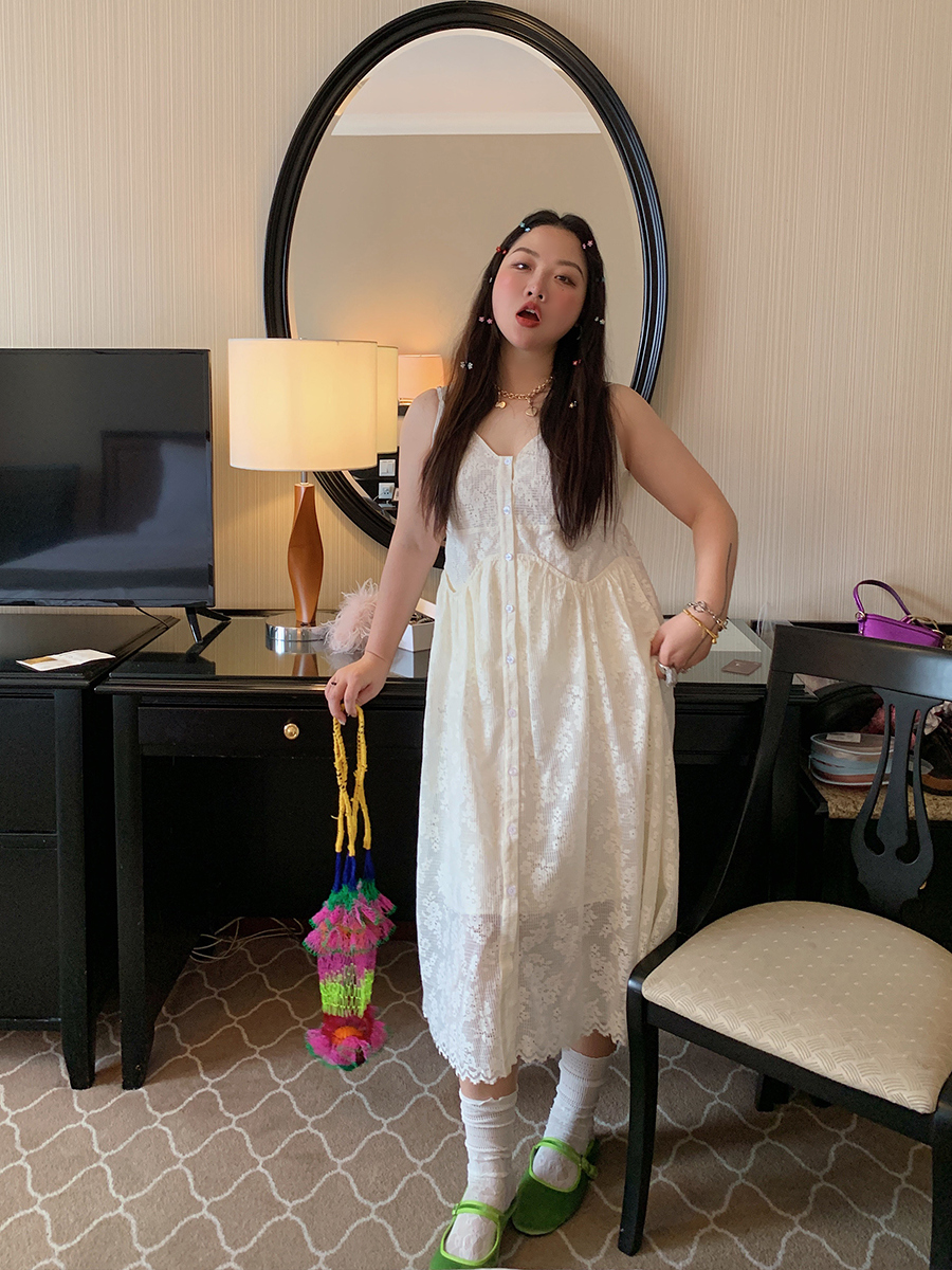 Plus Size White Lace Pocket Camisole Dress for Women - Spring Summer 2025 Long Dress for Curvy Figures, Y2K Style Plus Size White Lace Pocket Camisole Dress for Women - Spring Summer 2025 Long Dress for Curvy Figures, Y2K Style