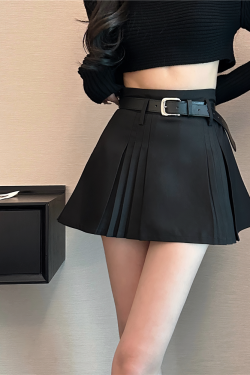 Plus-Size White Pleated A-Line Midi Skirt for Women - 2025 Summer Slimming High-Waisted Short Skirt, Trendy Fashion Essential