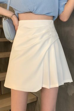 Plus Size White Pleated Mini Skirt for Women, Summer Irregular High Waist A-Line Bodycon in Slimming Wrinkled Style