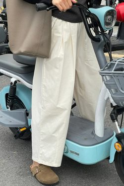 Plus Size White Women's Summer Japanese-Style Balloon Pants - Flattering Wide-Leg Loose Nine-Point Design