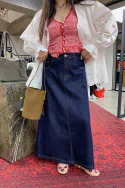 Plus-Size Women's A-Style Mid-Length Skirt & Straight-Leg Jeans - Spring/Summer 2025 Fashion Essentials