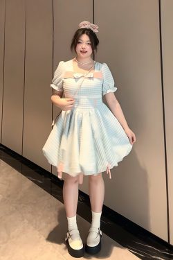 Plus-Size Women's Blue Plaid Short Sleeve Dress with Bow - Flattering Waist-Cinching Design for Summer 2025, Perfect for Curvy Figures