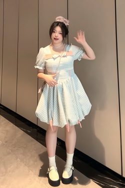 Plus-Size Women's Blue Plaid Short Sleeve Dress with Bow - Flattering Waist-Cinching Design for Summer 2025, Perfect for Curvy Figures