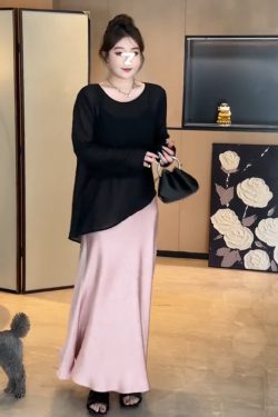 Plus-Size Women's Butterfly Hollow Back Top and Satin Fishtail Skirt Set - Sun-Protective Summer Fashion