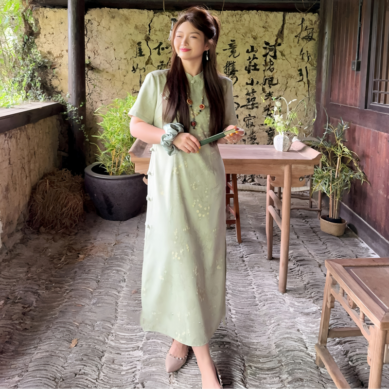 Plus-Size Women's Chinese Style Qipao Dress, Dark Pattern Tulle, Summer Button Design, Elegant National Wind Temperament Plus-Size Women's Chinese Style Qipao Dress, Dark Pattern Tulle, Summer Button Design, Elegant National Wind Temperament