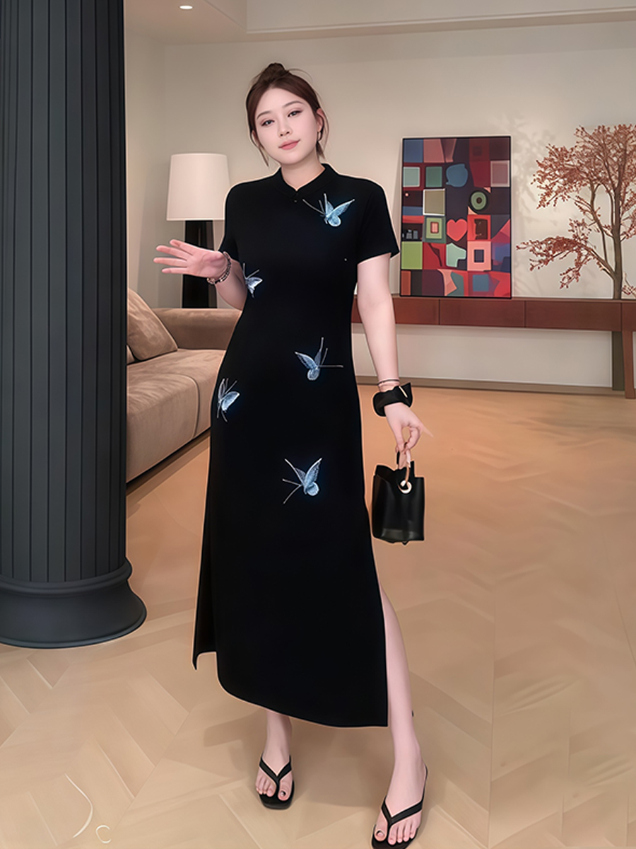 Plus-Size Women's Chinese Style Qipao Long Dress with Butterfly Embroidery, Elegant Split Design for Summer, National Wind Fashion Plus-Size Women's Chinese Style Qipao Long Dress with Butterfly Embroidery, Elegant Split Design for Summer, National Wind Fashion