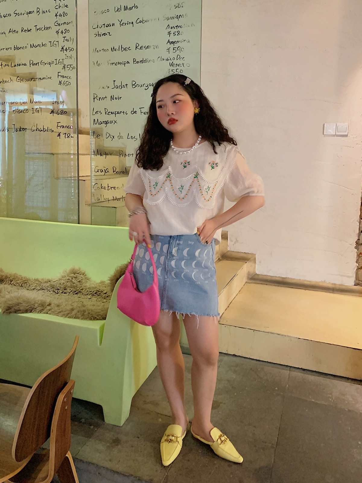 Plus-Size Women's Embroidered Tencel T-Shirt, Short Sleeve Summer Top, Unique Exquisite Design, Trendy Fashion for Curvy Styles Plus-Size Women's Embroidered Tencel T-Shirt, Short Sleeve Summer Top, Unique Exquisite Design, Trendy Fashion for Curvy Styles