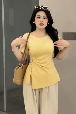 Plus-Size Women's French Design Summer Short-Sleeve T-Shirt, Unique Irregular Cut, Tummy-Covering Split Top for Curvy Styles