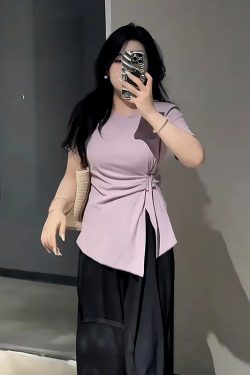 Plus-Size Women's French Design Summer Short-Sleeve T-Shirt, Unique Irregular Cut, Tummy-Covering Split Top for Curvy Styles