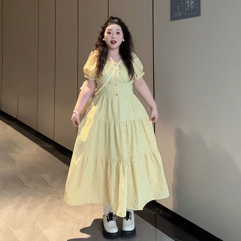 Plus-Size Women's French Polka Dot Puff Sleeve Dress, Square Neck, Waist-Cinching, Summer Fashion for Curvy Figures, Youthful Style Plus-Size Women's French Polka Dot Puff Sleeve Dress, Square Neck, Waist-Cinching, Summer Fashion for Curvy Figures, Youthful Style