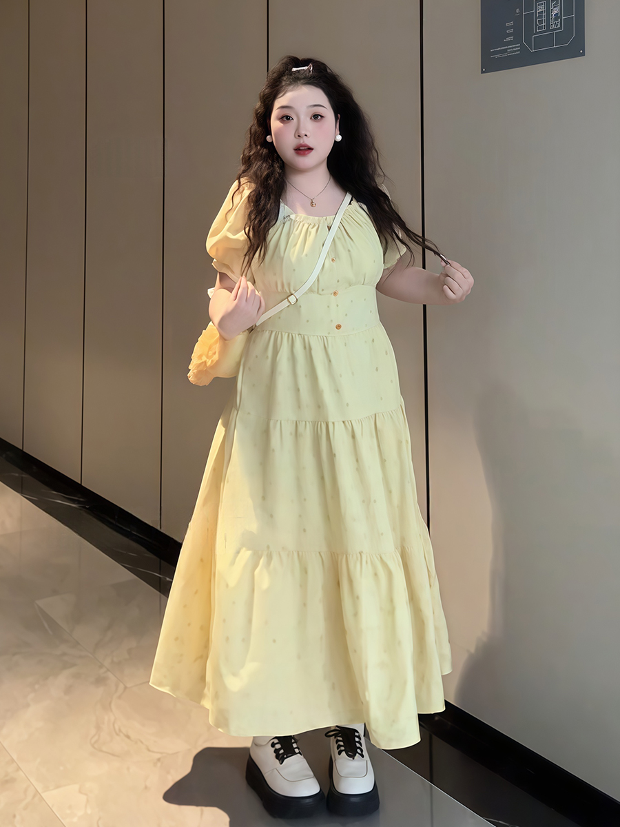 Plus-Size Women's French Polka Dot Puff Sleeve Dress, Square Neck, Waist-Cinching, Summer Fashion for Curvy Figures, Youthful Style Plus-Size Women's French Polka Dot Puff Sleeve Dress, Square Neck, Waist-Cinching, Summer Fashion for Curvy Figures, Youthful Style