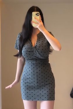 Plus-Size Women's French-Style High-End Polka Dot Bodycon Dress for Summer, Slim Fit Short Skirt, Chic and Trendy
