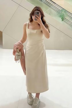 Plus-Size Women's French-Style Pleated Waist Camisole Dress & Cover-Up Set - Slimming Summer Fashionable Two-Piece for Curvy Style