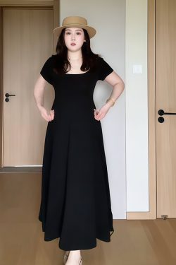 Plus-Size Women's French-Style Square-Neck Short Sleeve Dress - Flattering A-Line Design for Curvy Figures - Summer Essential