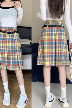 Plus Size Women's High-Waisted A-Line Colorful Plaid Pleated Skirt - Retro Checkered Mid-Length Style