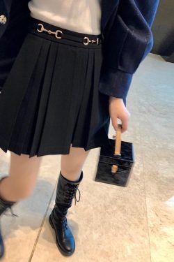 Plus-Size Women's High-Waisted Pleated A-Line Skirt, Flattering Half-Length Design for Spring/Summer 2024, Trendy Plus-Size Fashion