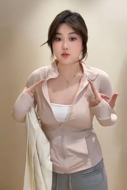 Plus-Size Women's Hooded Yoga Jacket, Stand-Collar Sun Protection, Slim Fit Summer Style 2025 for Curvy Women