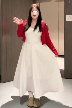 Plus-Size Women's Korean-Style Camisole Dress and Knitted Cardigan Set - 2025 Early Spring Collection