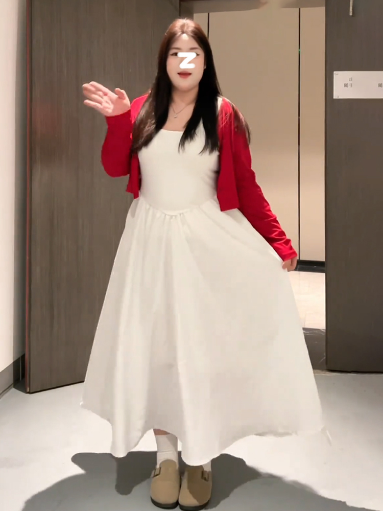 Plus-Size Women's Korean-Style Camisole Dress and Knitted Cardigan Set - 2025 Early Spring Collection Plus-Size Women's Korean-Style Camisole Dress and Knitted Cardigan Set - 2025 Early Spring Collection