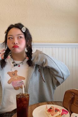 Plus Size Women's Little Bear Short Sleeve T-Shirt - 2025 New White Base Layer Top, Casual Korean Style Fashion