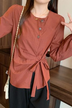 Plus-Size Women's Long Sleeve Shirt - French Design, Irregular Waist, Flattering Spring Top for Curvy Figures, Chic Fashion.