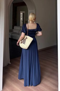 Plus-Size Women's Long Summer Dress with Slimming Effect, French Style Square Neck and Puff Sleeves, Elegant Curvy Fashion