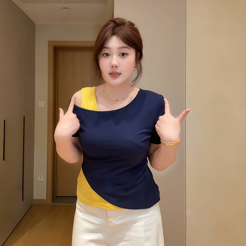 Plus-Size Women's Off-Shoulder Short Sleeve T-Shirt, Slim Fit Faux Two-Piece Top, Summer Fashion for Curvy Women, Trendy Style Plus-Size Women's Off-Shoulder Short Sleeve T-Shirt, Slim Fit Faux Two-Piece Top, Summer Fashion for Curvy Women, Trendy Style