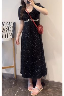 Plus-Size Women's Polka Dot Slimming Dress, Short Sleeve Summer Style, High-End French Temperament, Chic and Stylish for Everyday Wear