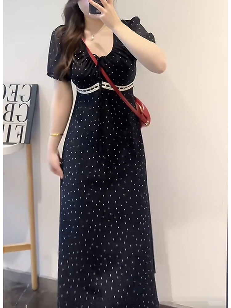 Plus-Size Women's Polka Dot Slimming Dress, Short Sleeve Summer Style, High-End French Temperament, Chic and Stylish for Everyday Wear Plus-Size Women's Polka Dot Slimming Dress, Short Sleeve Summer Style, High-End French Temperament, Chic and Stylish for Everyday Wear