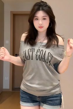 Plus-Size Women's Retro Letter Print Short-Sleeve T-Shirt - 2025 Summer Slanted Shoulder Top for Curvy Fashionistas