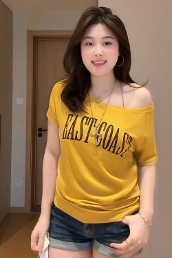 Plus-Size Women's Retro Letter Print Short-Sleeve T-Shirt - 2025 Summer Slanted Shoulder Top for Curvy Fashionistas