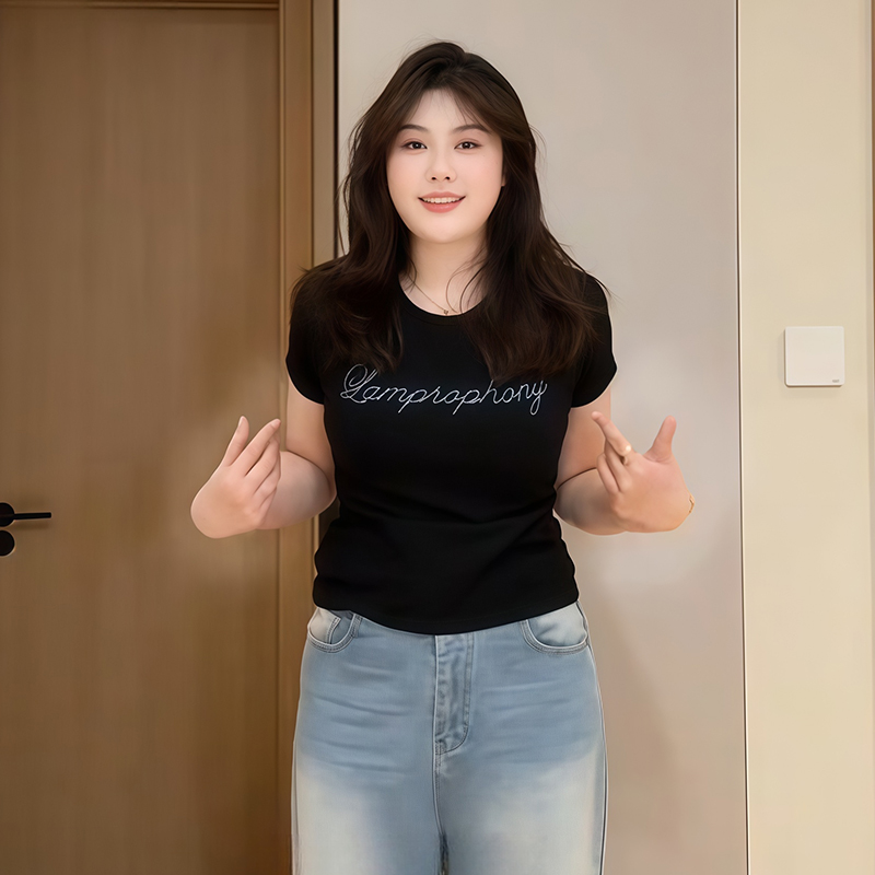 Plus-Size Women's Rhinestone Letter Cropped T-Shirt, American Style Slim Fit Short Sleeve Top for Summer Casual Wear Plus-Size Women's Rhinestone Letter Cropped T-Shirt, American Style Slim Fit Short Sleeve Top for Summer Casual Wear