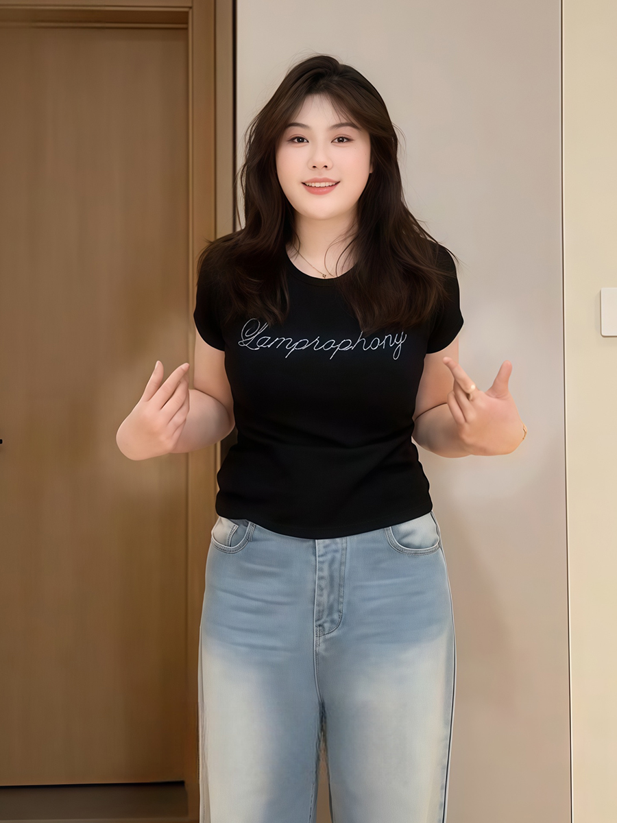 Plus-Size Women's Rhinestone Letter Cropped T-Shirt, American Style Slim Fit Short Sleeve Top for Summer Casual Wear Plus-Size Women's Rhinestone Letter Cropped T-Shirt, American Style Slim Fit Short Sleeve Top for Summer Casual Wear