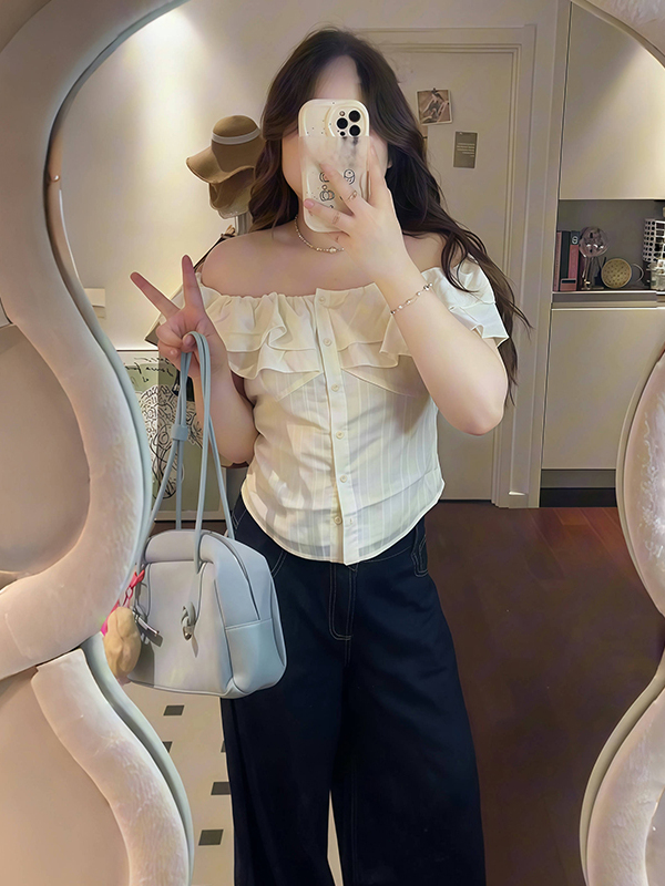 Plus Size Women's Ruffled Off-Shoulder Short Sleeve Shirt - Flattering Summer Style for Curvy Women Plus Size Women's Ruffled Off-Shoulder Short Sleeve Shirt - Flattering Summer Style for Curvy Women