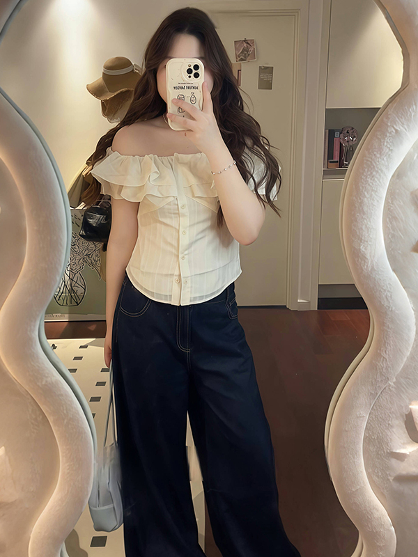 Plus Size Women's Ruffled Off-Shoulder Short Sleeve Shirt - Flattering Summer Style for Curvy Women Plus Size Women's Ruffled Off-Shoulder Short Sleeve Shirt - Flattering Summer Style for Curvy Women