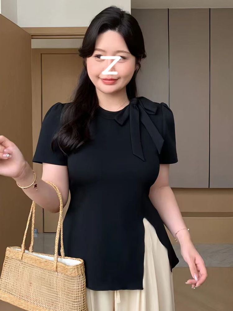 Plus-Size Women's Short Sleeve Irregular Split T-Shirt - Trendy Summer Top for Curvy Figures Plus-Size Women's Short Sleeve Irregular Split T-Shirt - Trendy Summer Top for Curvy Figures