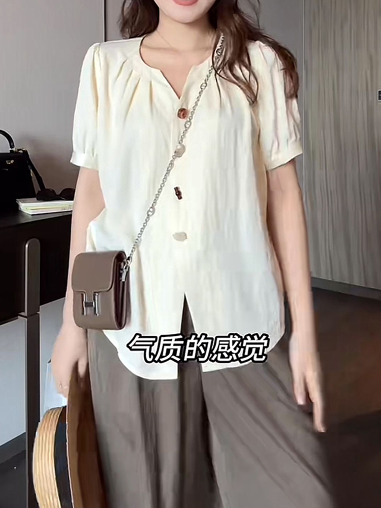 Plus Size Women's Short Sleeve Slimming Casual Blouse - Versatile Design, Covers Belly, Flattering Fit for Curvy Figures Plus Size Women's Short Sleeve Slimming Casual Blouse - Versatile Design, Covers Belly, Flattering Fit for Curvy Figures