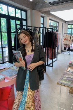 Plus-Size Women's Short-Sleeved Blazer, No Collar, Thin Summer Suit Jacket in Gray - High-End Quality Fashion Outerwear