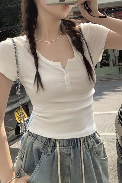 Plus-Size Women's Slim-Fit Short Sleeve T-Shirt - 2025 Summer Versatile Basic Top for Curvy Style