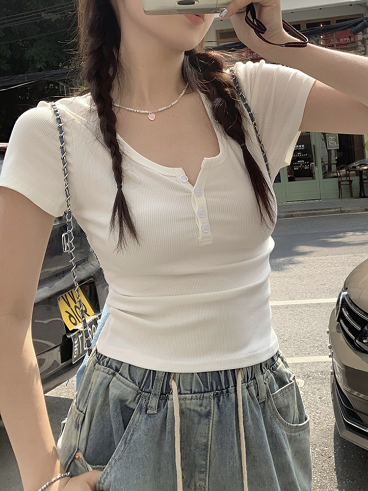 Plus-Size Women's Slim-Fit Short Sleeve T-Shirt - 2025 Summer Versatile Basic Top for Curvy Style Plus-Size Women's Slim-Fit Short Sleeve T-Shirt - 2025 Summer Versatile Basic Top for Curvy Style