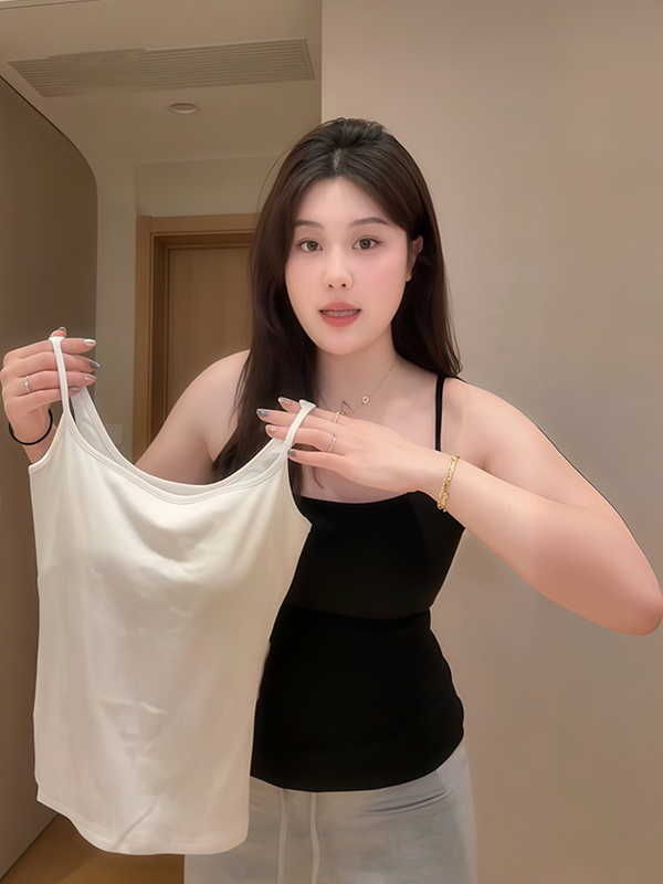 Plus-Size Women's Solid Color Camisole Summer Top, Slim Fit, Flattering Design, Tummy-Covering, Perfect for Curvy Styles Plus-Size Women's Solid Color Camisole Summer Top, Slim Fit, Flattering Design, Tummy-Covering, Perfect for Curvy Styles