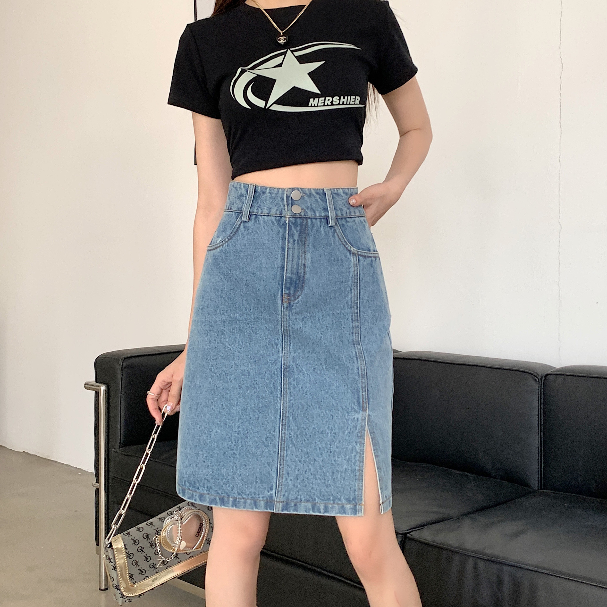 Plus Size Women's Summer Mid-Length High-Waisted A-Line Denim Skirt with Slimming Split - Korean Style Bodycon Fashion Plus Size Women's Summer Mid-Length High-Waisted A-Line Denim Skirt with Slimming Split - Korean Style Bodycon Fashion