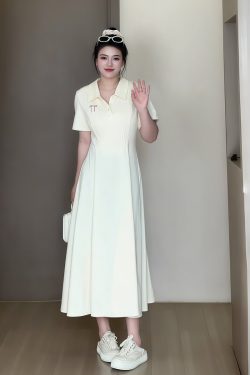 Plus-Size Women's Summer Polo Collar Short Sleeve A-Line Dress, Waist-Cinching Slimming Fit, College Style, Trendy and Elegant Look