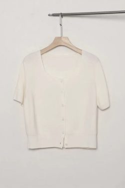 Plus Size Women's Summer Short Sleeve Ice Silk Knitted Top - Flattering Square Neck French Style Blouse for Curvy Figures